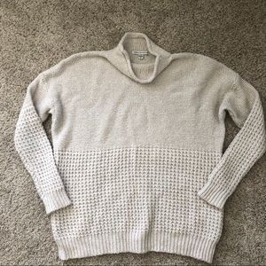 OVERSIZED AE SWEATER